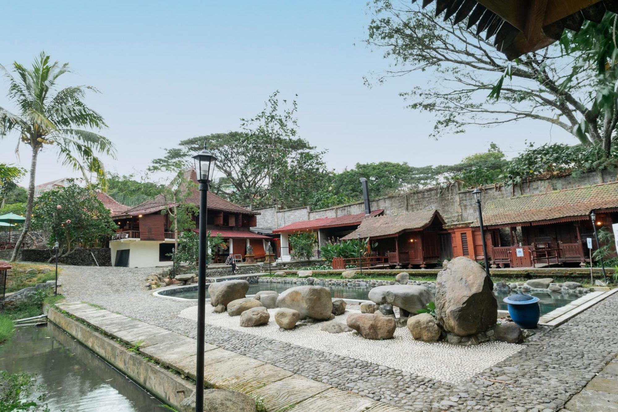 Padi Heritage Hotel Malang Kültér fotó
